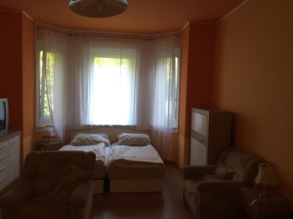 Pálma Apartmanház Siófok Esterno foto
